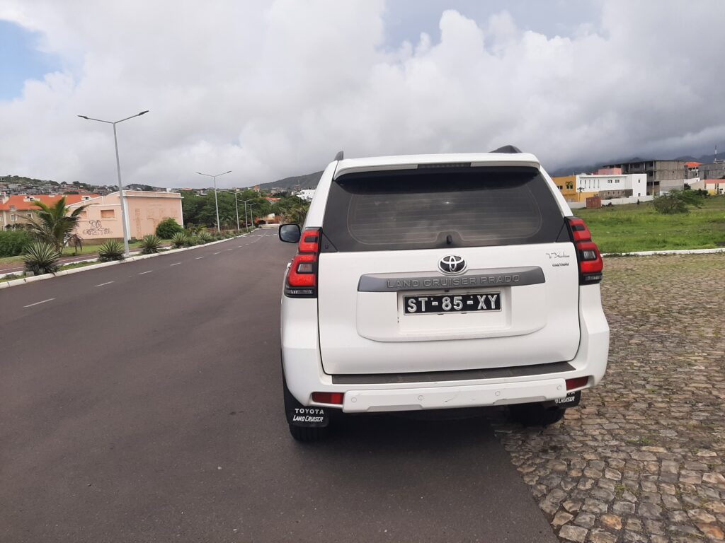 Private Tour - Toyota Prado
